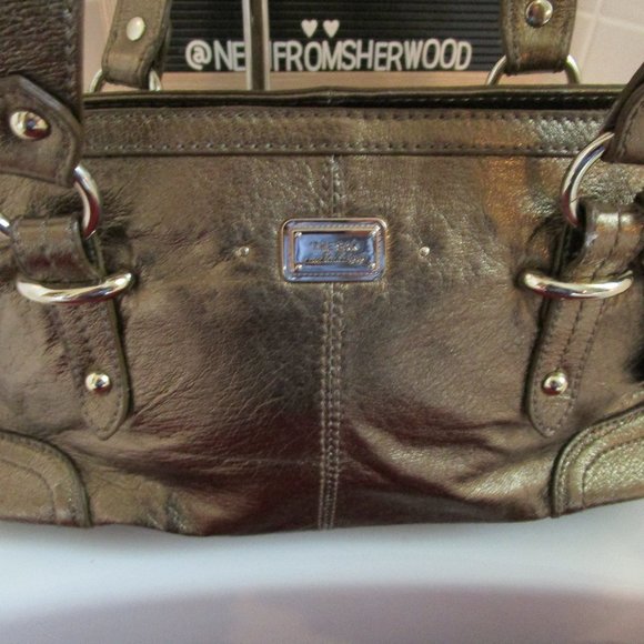 The Sak Gold Leather Shoulder Bag - Picture 1 of 15